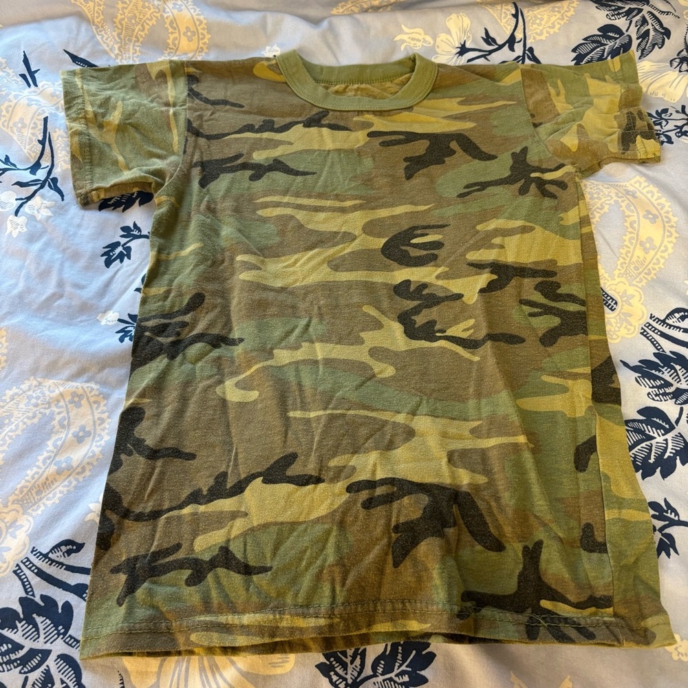 Camo baby tee